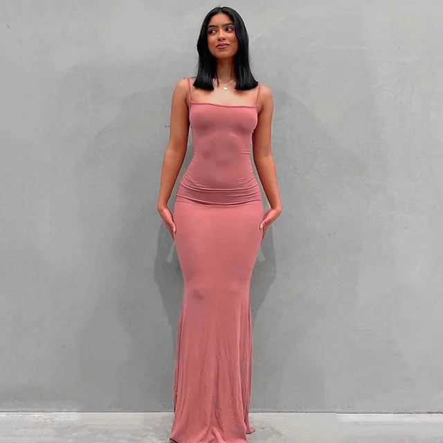 Maxivestido ceñido al cuerpo